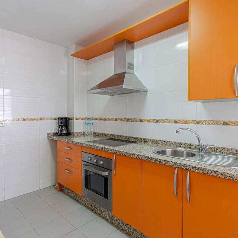 3Bdr 2 Bath Apt with parking in the best location - Three-Bedroom Apartment - 16