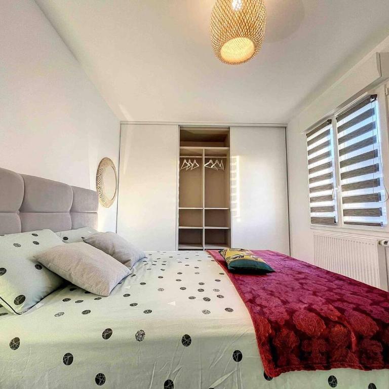 Appartement central avec très jolie vue - Appartement 1 Chambre - 12