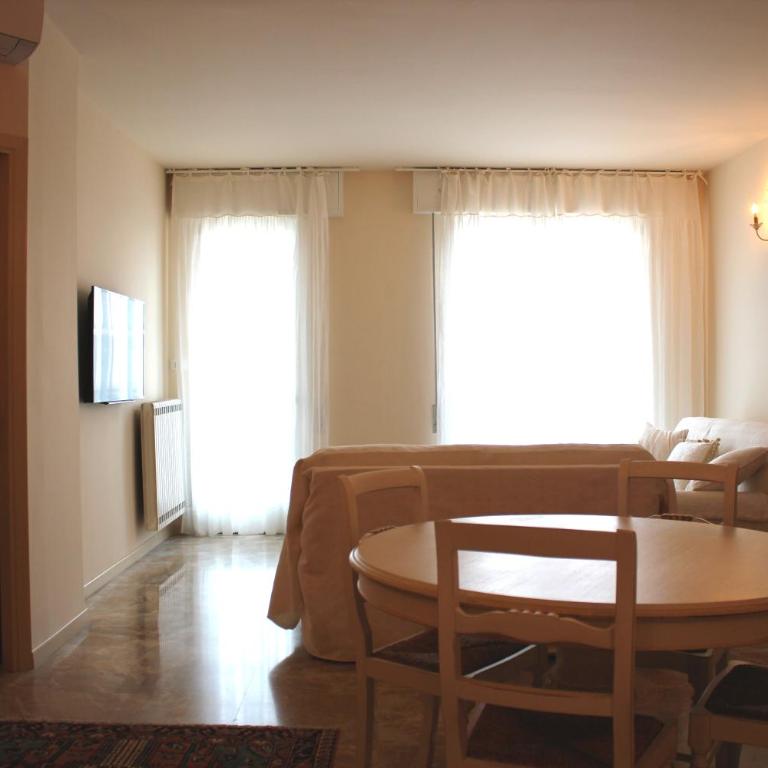 Casa Camilla City - Appartamento con 2 Camere da Letto - 57