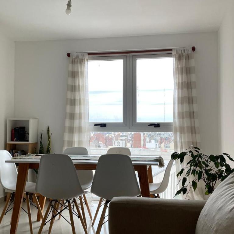 H Suites - One-Bedroom Apartment - 11