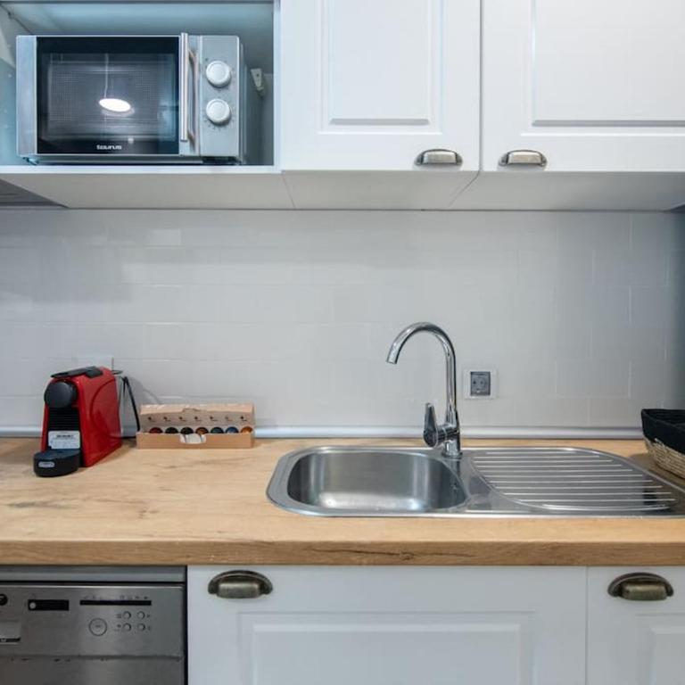 +25Y ONLY, Family flat near the beach - Three-Bedroom Apartment - 20