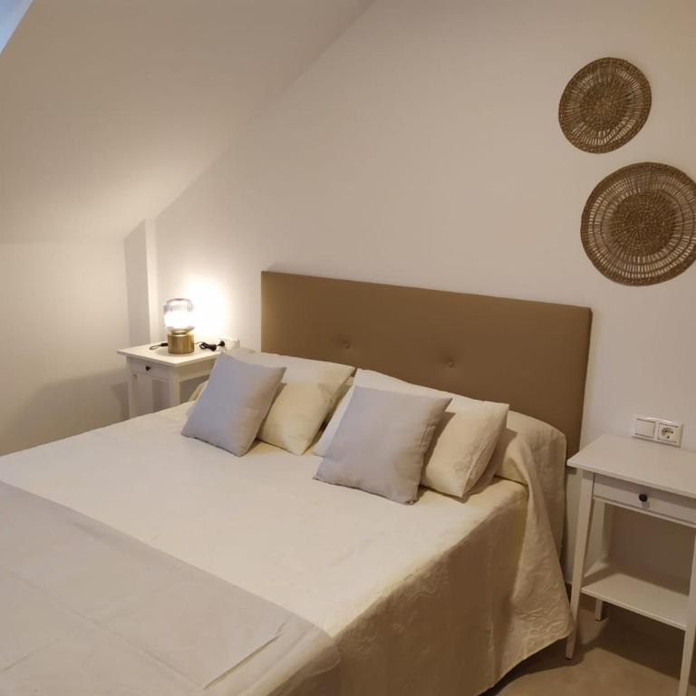 ATICO A 3 KM DE SANXENXO CON PISCINA Y GARAJE - Apartamento de 2 dormitorios - 1