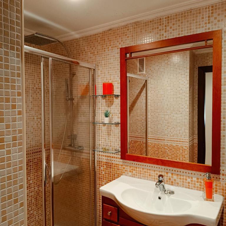 Atico Rias Baixas - Two-Bedroom Apartment - 15