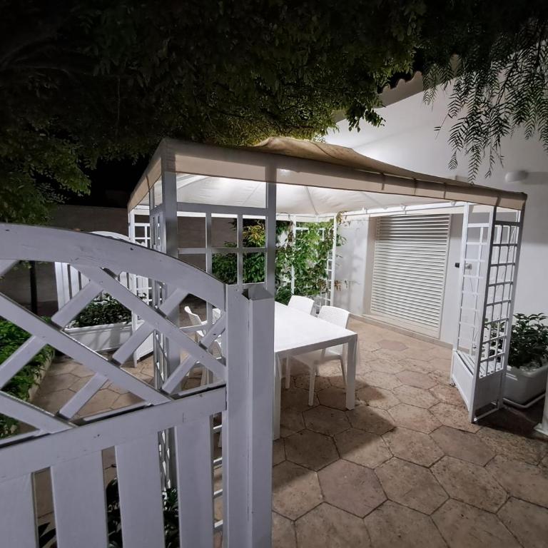 Villa Lory - Torre Lapillo - 300 mt dalla spiaggia - Casa con 1 Camera da Letto - 4