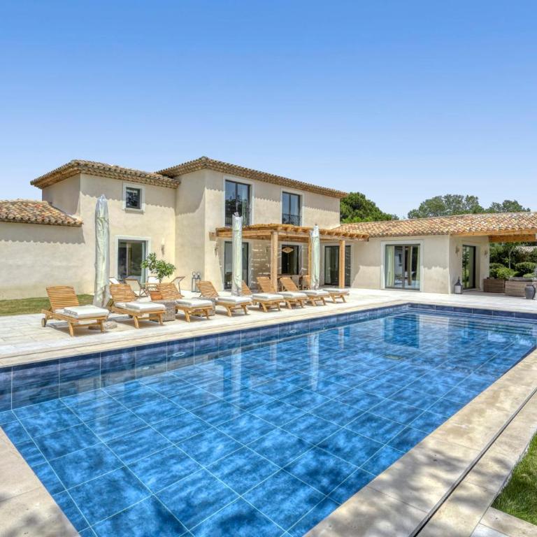 Luxurious Villa facing the Baie des Canebiers - Villa - 3
