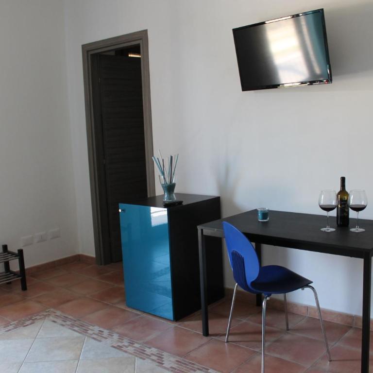 B&B Tramonti d'aMare - Camera Matrimoniale con Bagno Privato - 10