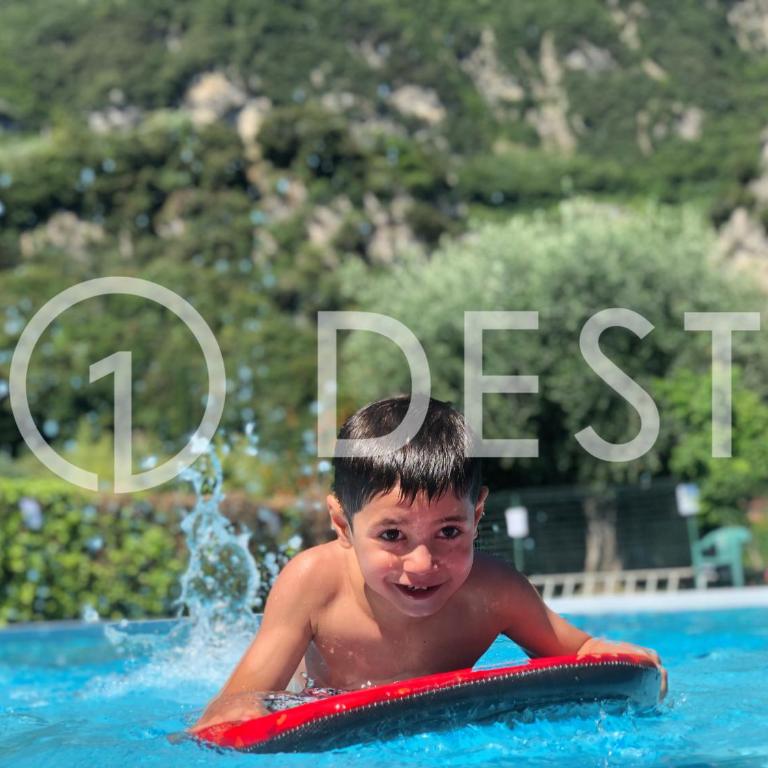1Dest - Waterfall & Pool with Garden - Appartamento con 1 Camera da Letto e con Giardino - 3