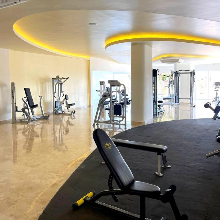 Lujoso y Exclusivo Condominio Marina Platino Plus I - Two-Bedroom Apartment - 23