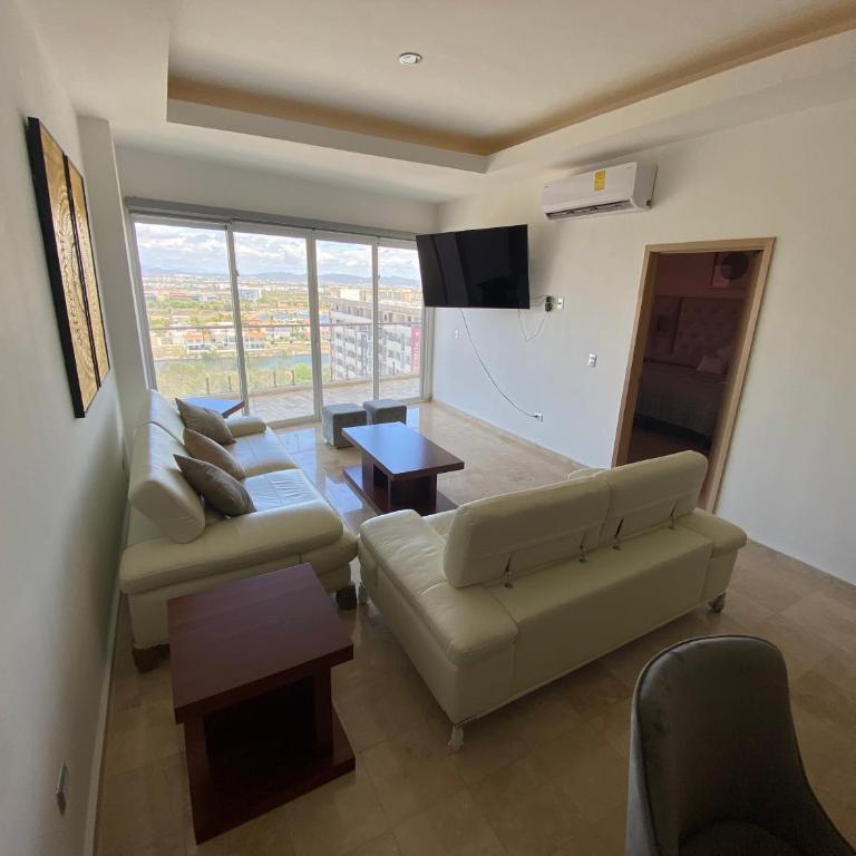 Lujoso y Exclusivo Condominio Marina Platino Plus I - Two-Bedroom Apartment - 8