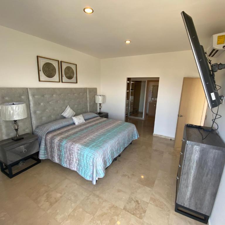 Lujoso y Exclusivo Condominio Marina Platino Plus I - Two-Bedroom Apartment - 13