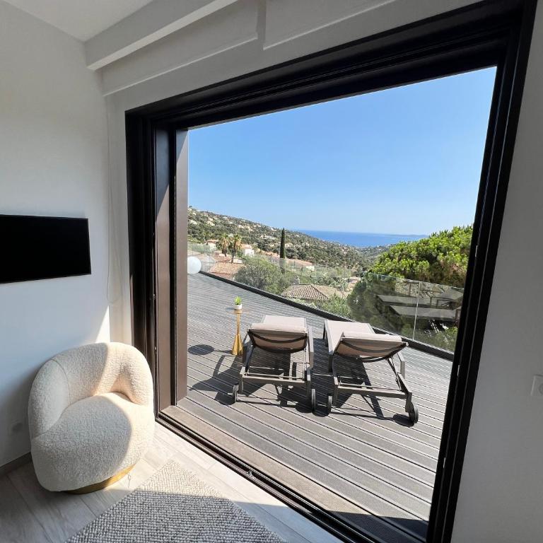 villa vue mer « golf St Tropez » les issambres - Villa - Vue sur Mer - 24