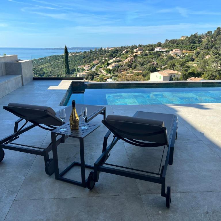 villa vue mer « golf St Tropez » les issambres - Villa - Vue sur Mer - 55