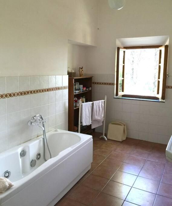 CYPRESSES VILLA with PRIVATE SWIMMING POOL - Casa con 5 Camere da Letto - 43