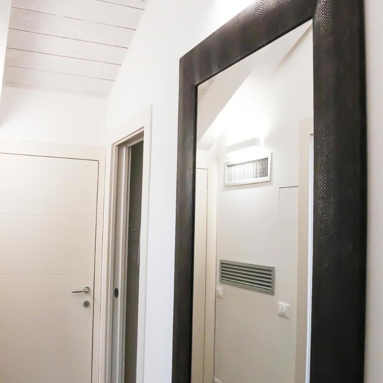 BMP APARTMENT ATMOSPHERE 1 CENTRALE con GARAGE - Three-Bedroom Apartment - 40