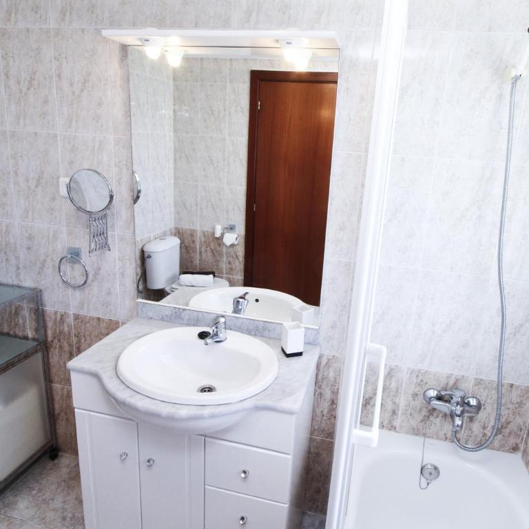 VILLAGE HomeStay By Turismar - Apartment with Balcony - 16