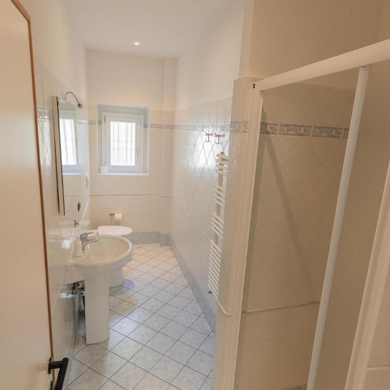 Amalia Apartment Via La Farina - Monolocale - 17