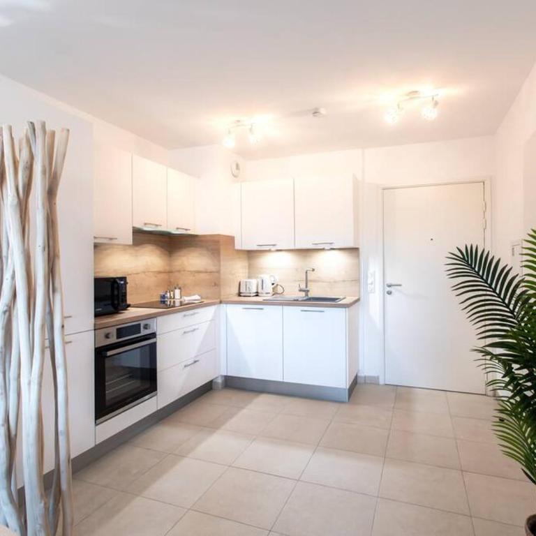 A12 Staywizus - 1 BDR Centre Train Station 5 min Sea - AC, Parking & Terrace - Apartment mit 1 Schlafzimmer - 16