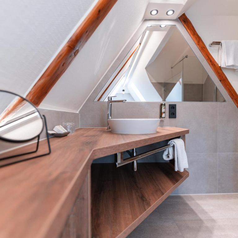 Boutique-Hotel Bayerischer Hof - Doppelzimmer Maisonette - 10