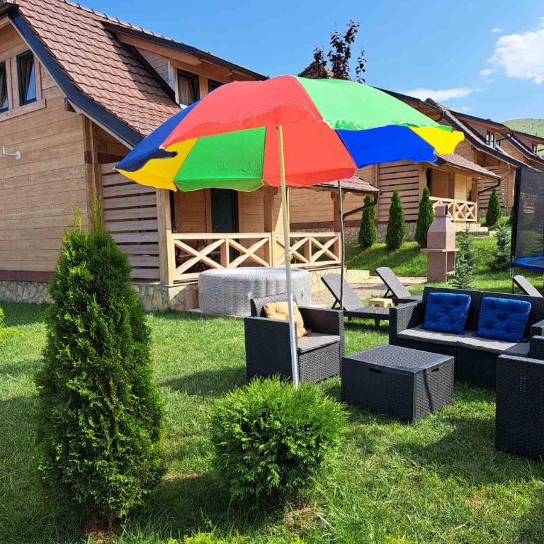 Casper Brvnara - Three-Bedroom Chalet - 10