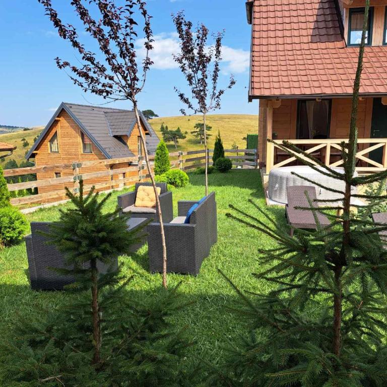 Casper Brvnara - Three-Bedroom Chalet - 11