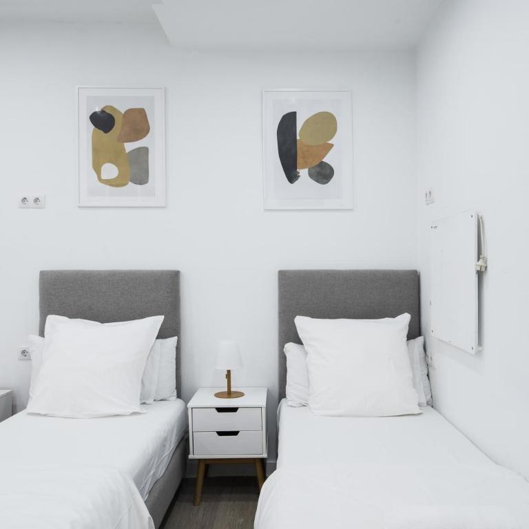No Limit Barcelona Central - Quadruple Room with Shared Bathroom - 16