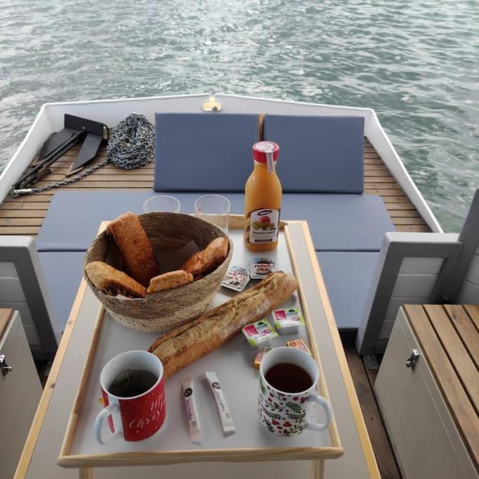 Bateau logement nuit Insolite Astragale - Mobile Home - 11