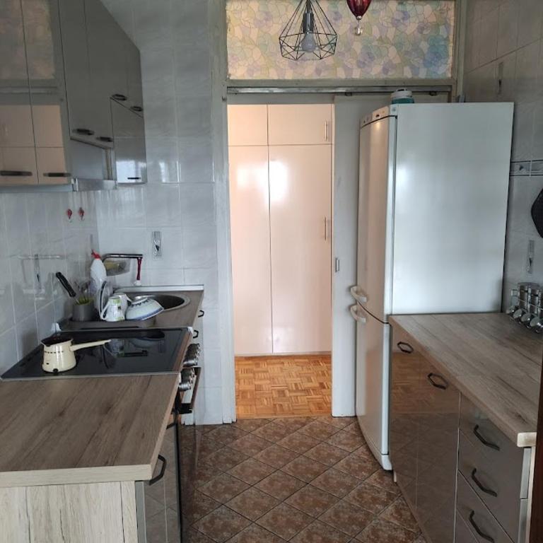 Sobe AURORA Nehruova 82 - Deluks Apartman sa 1 Spavaćom Sobom i Pogledom na Grad - 2