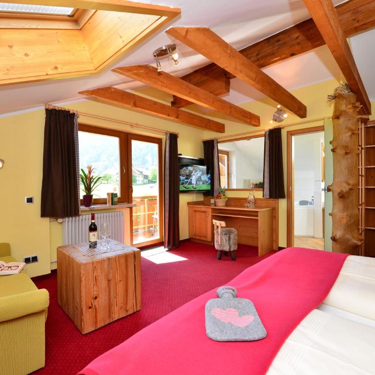 Landhotel Alphorn - Junior Suite mit Bad - 1