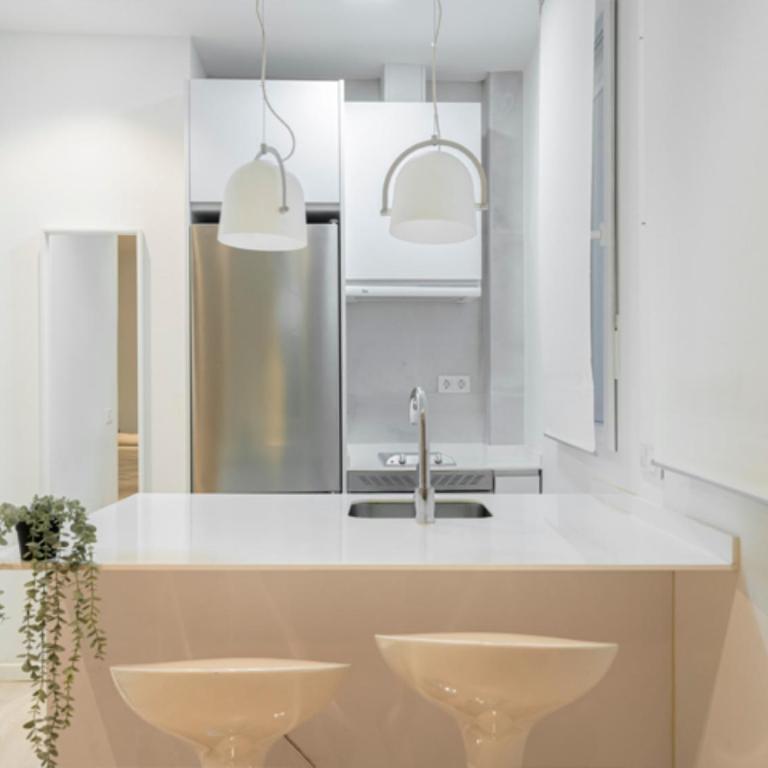 2 bedroom flat in La Latina-CARN - Two-Bedroom Apartment - 4