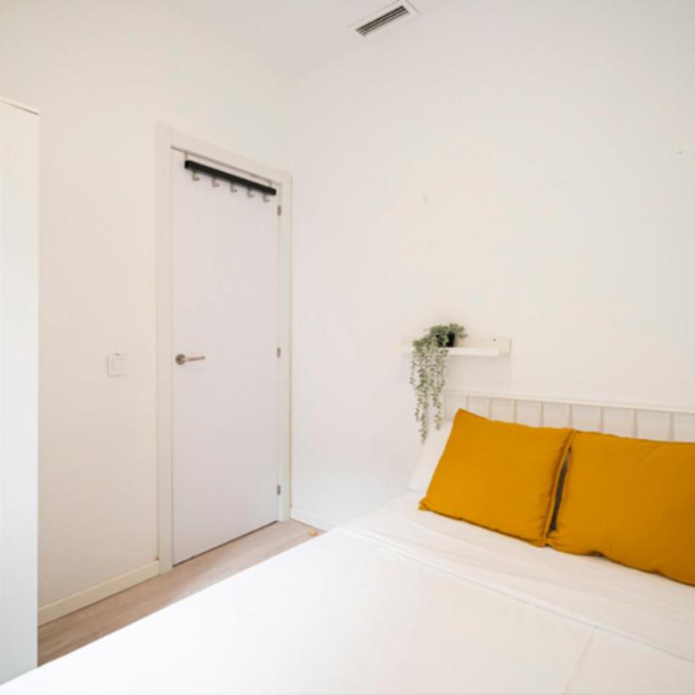 2 bedroom flat in La Latina-CARN - Two-Bedroom Apartment - 6