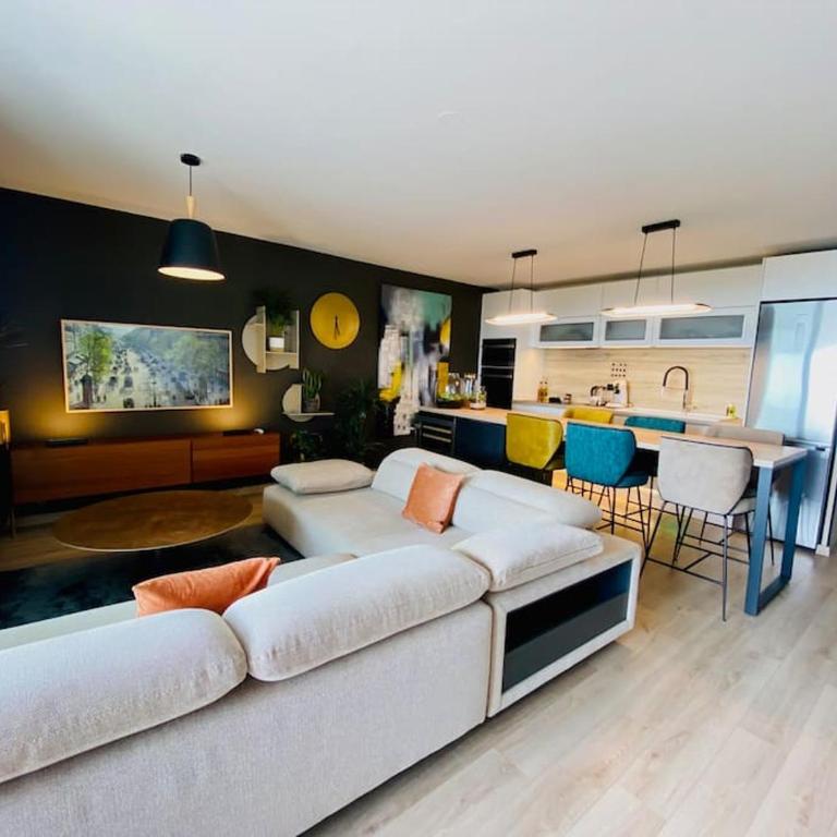 ''Le Soleil'' Superbe T3 avec vue étang et mer, clim parking et piscine - Apartment mit 2 Schlafzimmern - 8