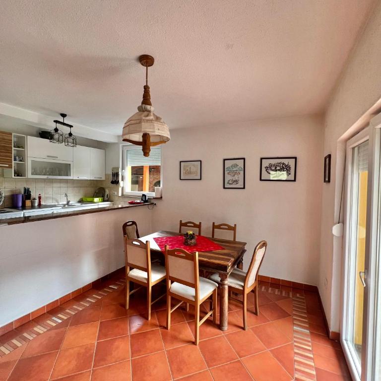 Holiday Homer Vila na Obali Vrbasa - Vila sa 3 Spavaće Sobe - 14