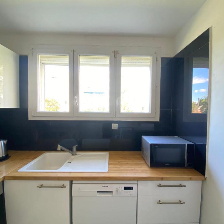Port Marianne City Cosy Appartement - Doppelzimmer mit eigenem Bad - 5