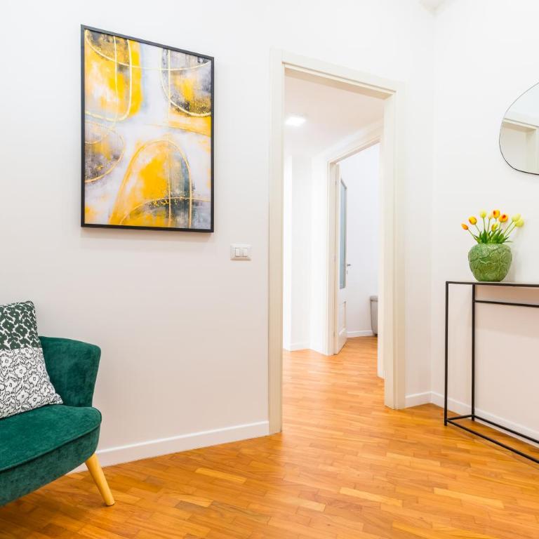 Stanzione Classy Flat at Vomero Central by Napoliapartments - One-Bedroom Premium Apartment - 8