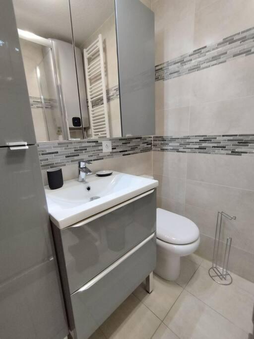 AMIRAUTE appartement à 5mn à pieds de la plage et commerces - Appartement 1 Chambre - 10