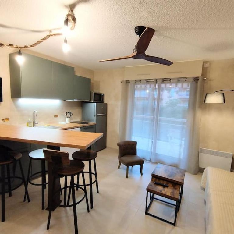 AMIRAUTE appartement à 5mn à pieds de la plage et commerces - Appartement 1 Chambre - 13