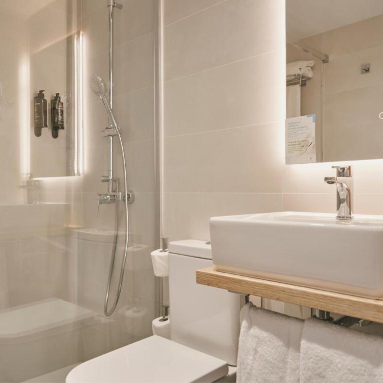 Tres Torres Atiram Hotel - Twin Room (1-2 Adults) - 2