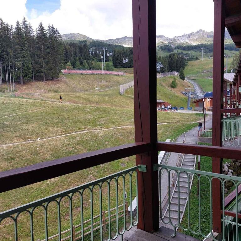 Duplex skis aux pieds, 8-10 pers, avec wifi et animaux acceptés - FR-1-411-109 - Appartement (10 Adultes) - 9