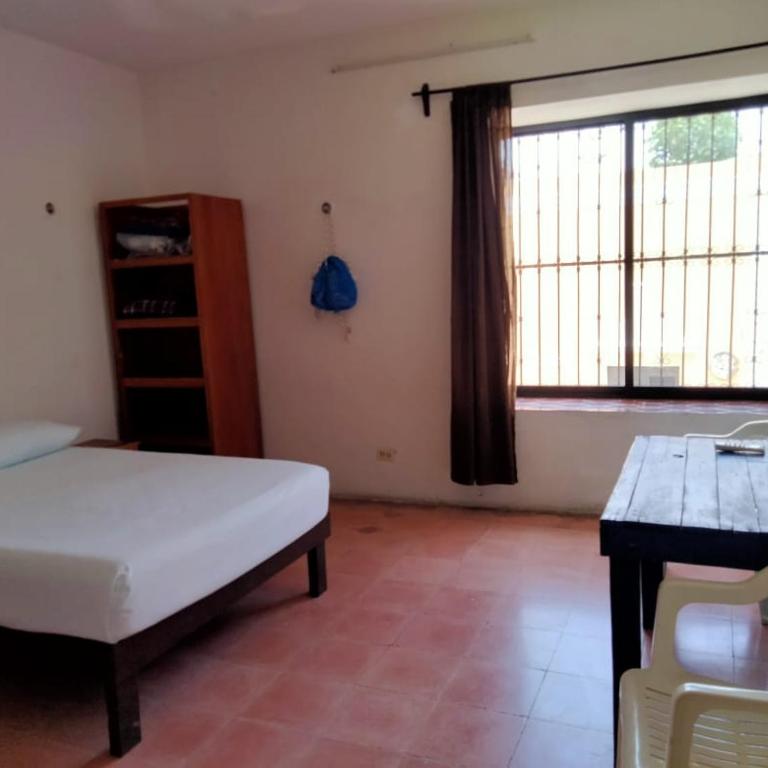 Casa de Ines y Victoria - Habitación Doble con aseo compartido - 21