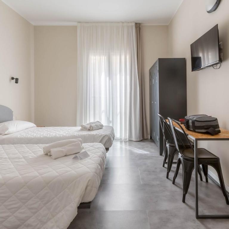 Piccolo Catalunya Hostel - Comfort Room - 3