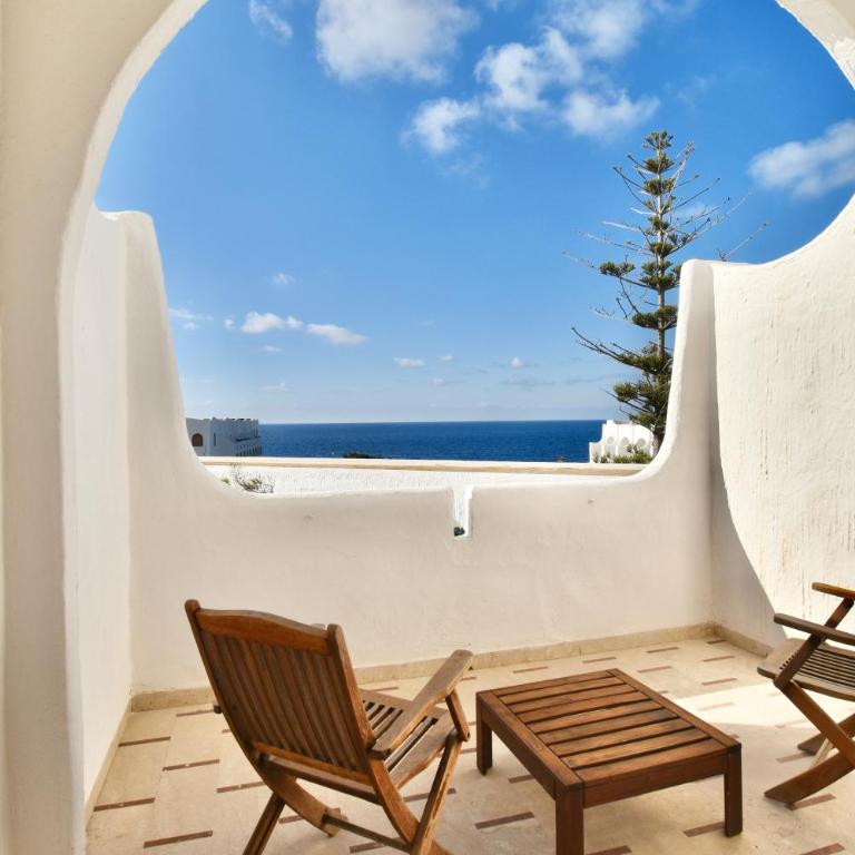 Cossyra Hotel - Camera Tripla con Vista Mare - 4