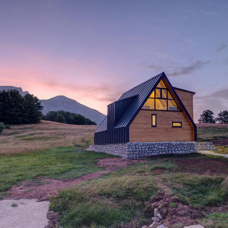 Durmitor sunset - Three-Bedroom Villa - 1