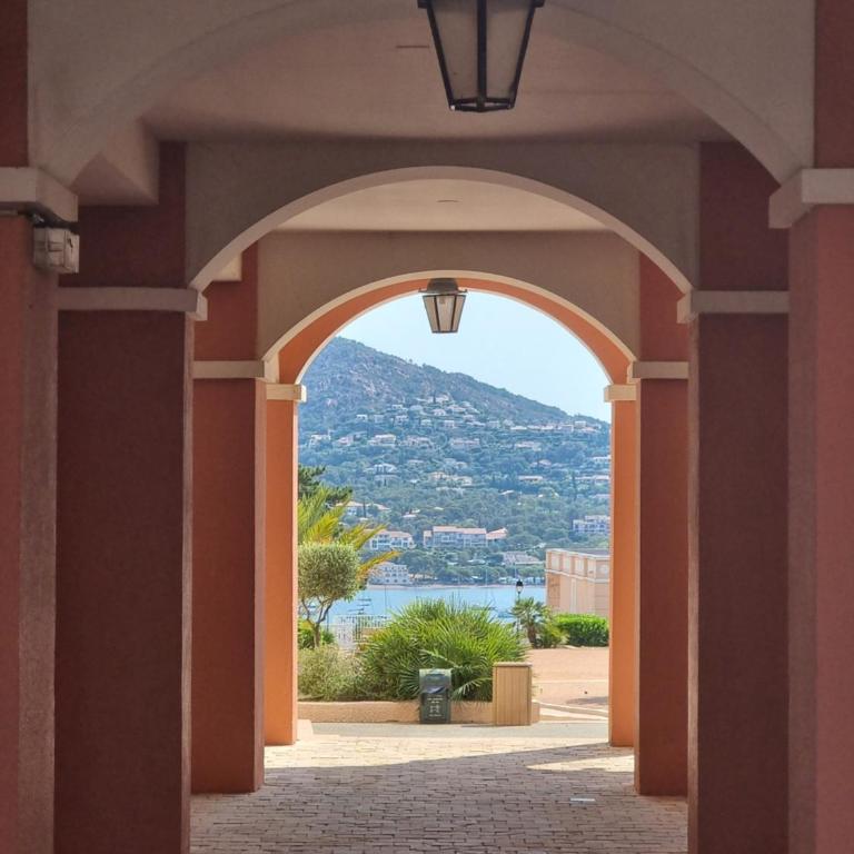 Village Cap Esterel, P2 face golf et mer - Appartement 1 Chambre - 11