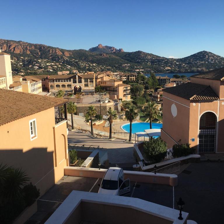 Village Cap Esterel, P2 face golf et mer - Appartement 1 Chambre - 12