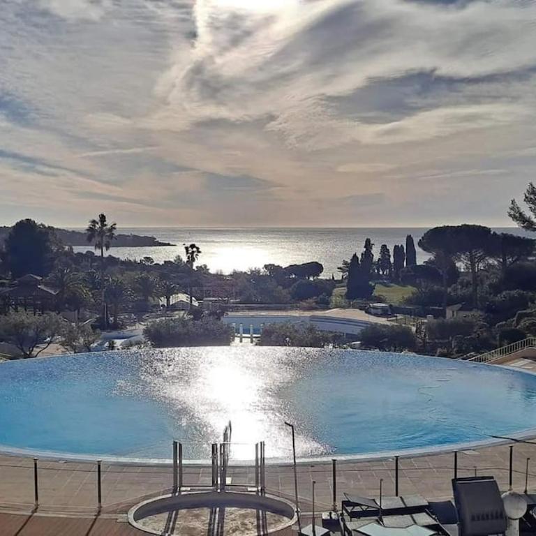 Village Cap Esterel, P2 face golf et mer - Appartement 1 Chambre - 1