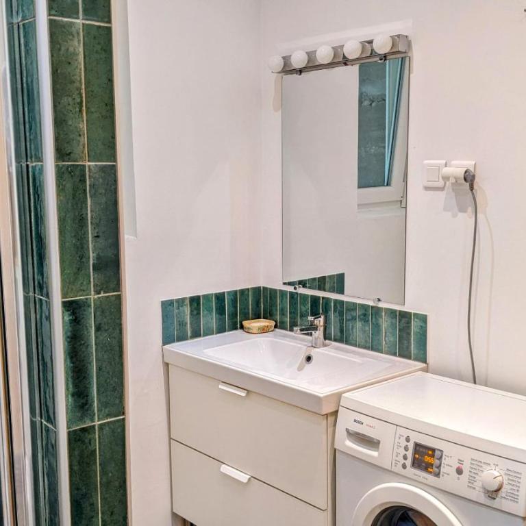 Rez-de-jardin indépendant dans ferme maraichère bio avec grand jardin privatif clos et arboré - Maison 2 Chambres - 8