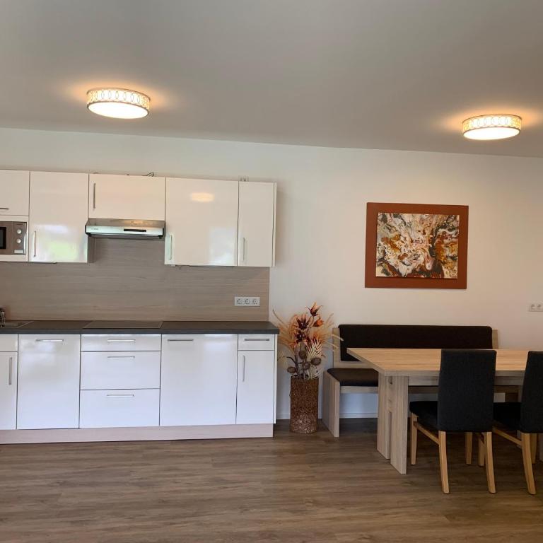 Ferienwohnung Siri Zentrum mit Garten - Apartment mit 2 Schlafzimmern - 17
