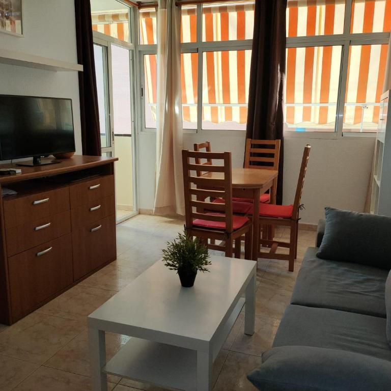 HC Fuengirola Playa Apartamento - One-Bedroom Apartment - 11