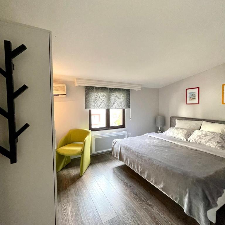 Selena - Five-Bedroom House - 65