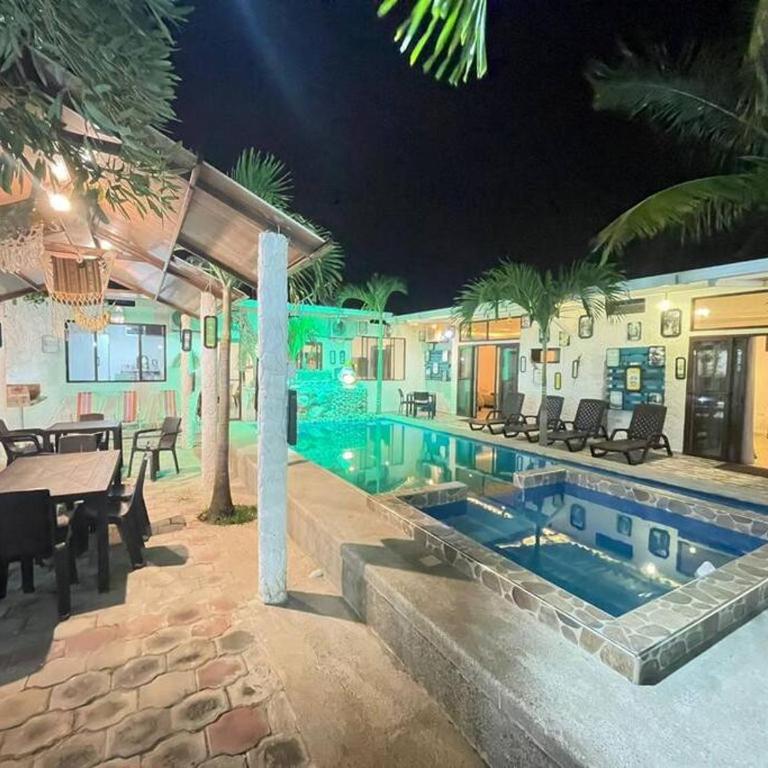 Casa vacacional #2 con vista al mar y piscina con 3 dormitorios , General Villamil Playas-Ecuador - Casa de 3 dormitorios - 17